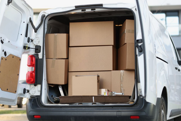 Hire One of the Fast Moving Companies in Dubai